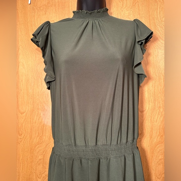 1. State olive green flutter sleeve dress size medium - Picture 3 of 11
